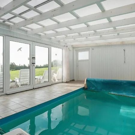 Beautiful In With Indoor Swimming Pool Dom wakacyjny